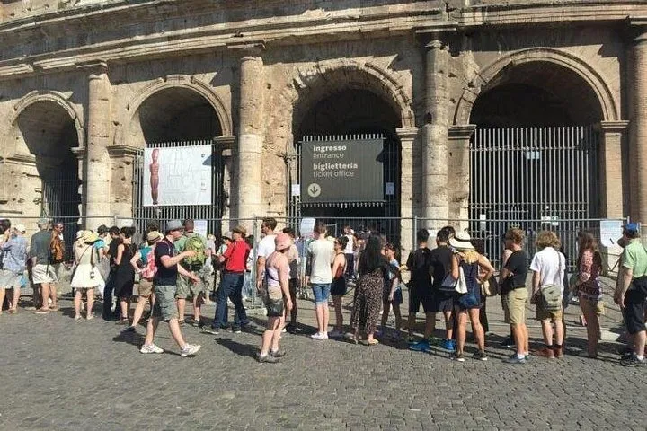 Colosseum, Palatine Hill and Roman Forum with Audio Guide