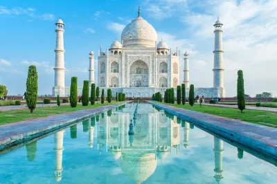 New Delhi Hotel Airport to Agra Taj Mahal Private Transfer