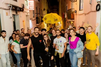 Lisbon Pink Street Pubcrawl: 1h Open Bar, Shots,VIP Club Entry