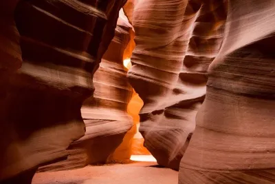 Upper Antelope Canyon & Horseshoe Bend from Las Vegas with Lunch