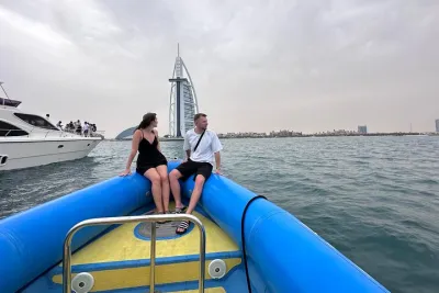 45-Min Speedboat Tour: Burj Al Arab, Burj Khalifa & Ice Cream!