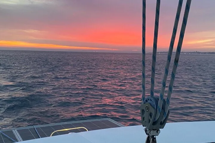 Lisbon: Sunset Cruise With Drinks on Spacious Yacht