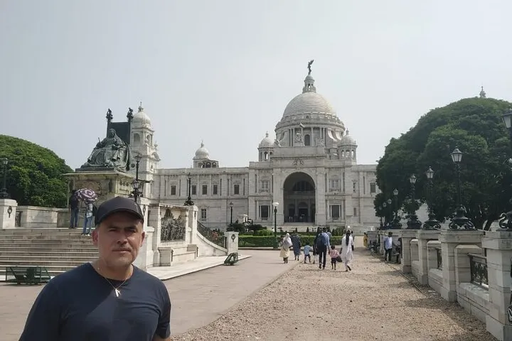 Colonial Cities, Train, Tea, Tiger & Tribal