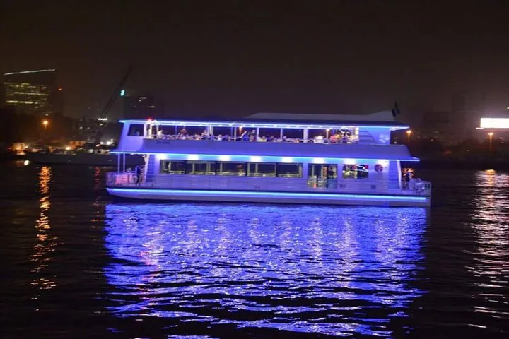 Dubai Luxury Dhow Cruise Dinner Marina (Multicuisine Buffet)
