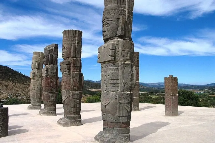 Tour Through Tula’s Ruins and Tepotzotlan from Mexico City