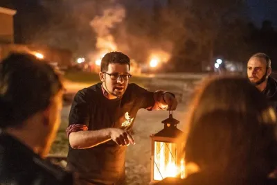 Embers of the Windy City: Chilling Chicago Ghost Tours