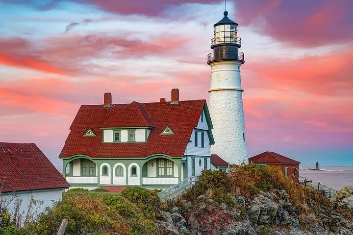 Portland: Lighthouse, Old Port and Park 1-Day Tour from Boston