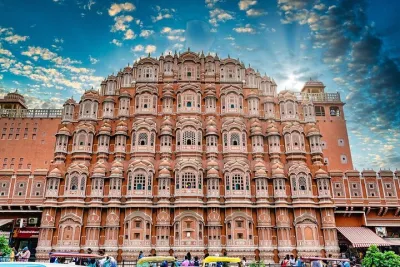 Private Amer Fort and Jaipur City Tour from Delhi By Car