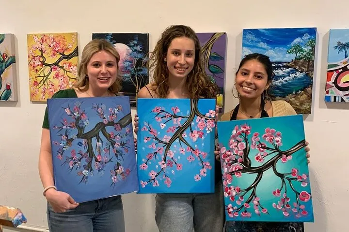 Paint & Wine Workshop in an Art Studio in Barcelona