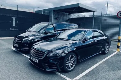 Private Luxury Chauffeur Transfer from London to Lake District