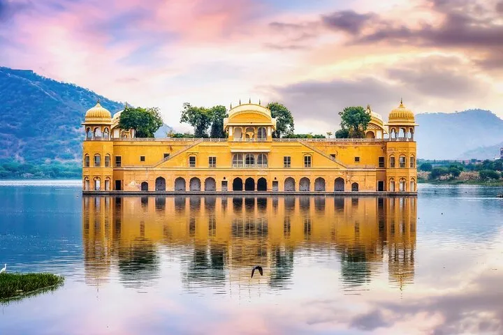 Four Day Private Luxury Golden Triangle Tour to Agra and Jaipur from Delhi
