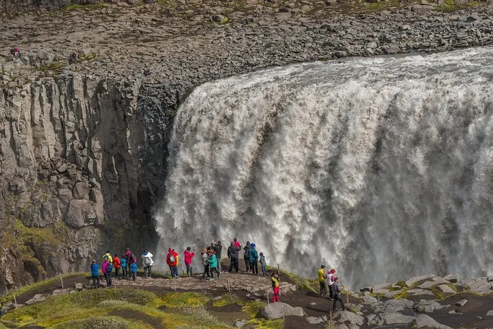 5-Day Small Group Journey Around Iceland