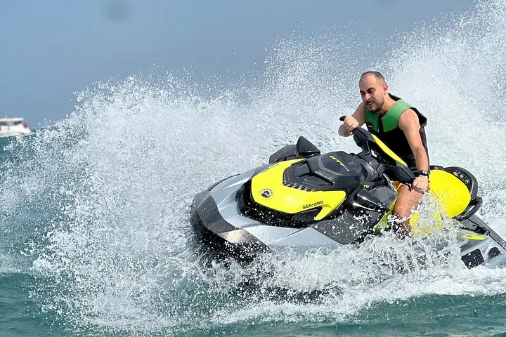 Dubai East : 60 minute Guided Jetski Ride In Dubai Marina