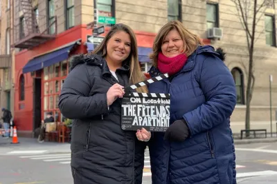 NYC TV & Movie Locations Bus Tour – Friends, Seinfeld & More