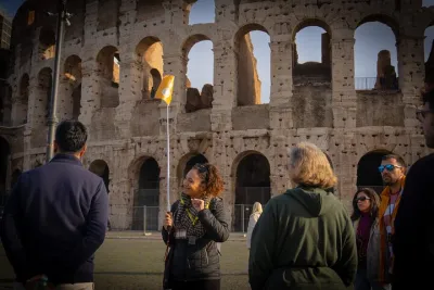 Colosseum, Palatine Hill and Roman Forum Guided Group Tour