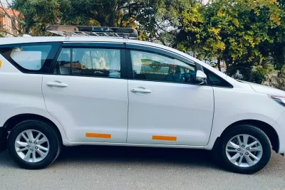 Private transfer from Agra to Varanasi by Car