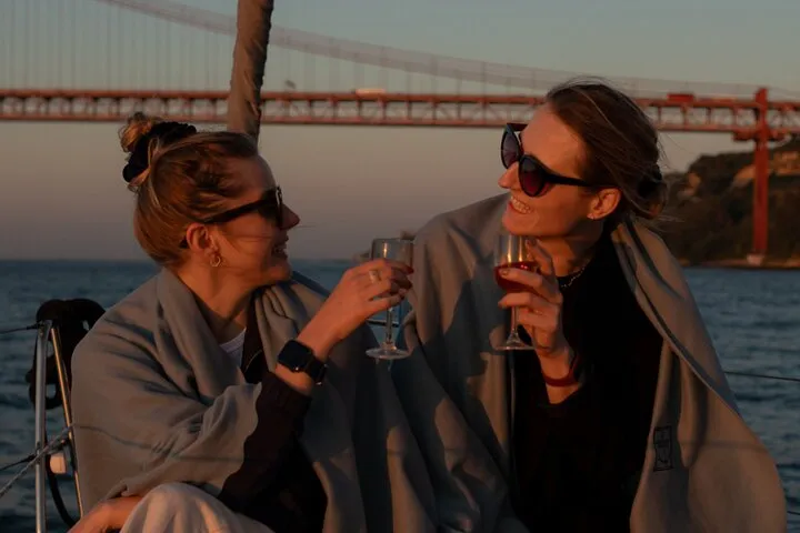 Lisbon Sunset and Day Boat Cruise Tour With Drinks Included