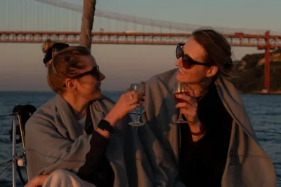 Lisbon Sunset and Day Boat Cruise Tour With Drinks Included