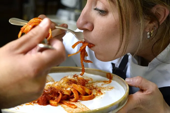 Cook like Italians: Roman Pastas with Dessert | Shared