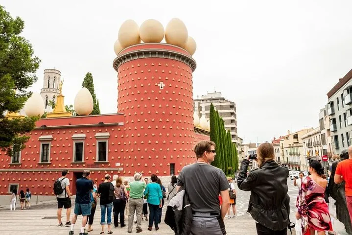 Girona and Dali Museum Full Day tour from Barcelona