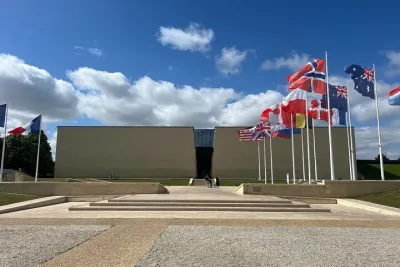 Normandy D-Day Beaches and Caen Memorial Private Tour from Paris