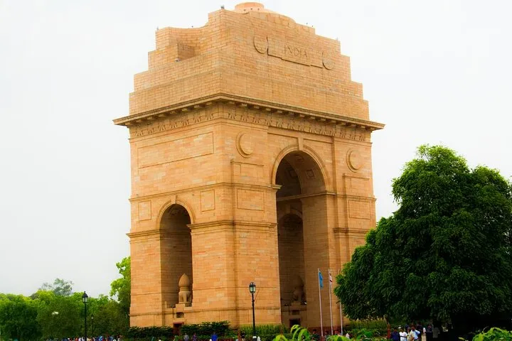 Private Departure Transfer to Airport From Hotel in Delhi By car
