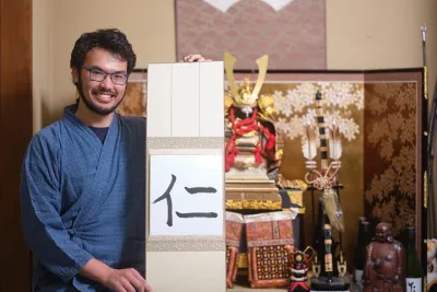 Tokyo 6hr Private Guided Tour and Calligraphy & Origami