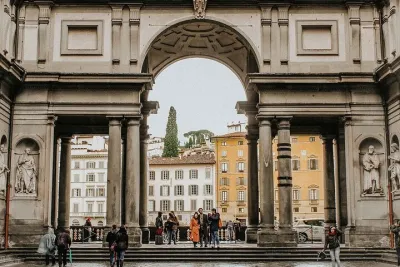 Uffizi Gallery Tour Discovering Renaissance Masterpieces + Ebook