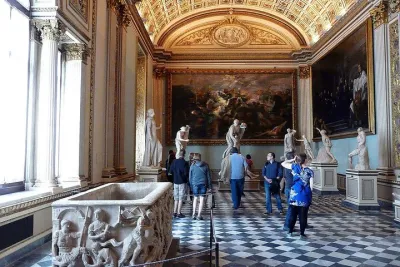 Explore Obras-Primas do Renascimento at Uffizi Gallery + Ebook