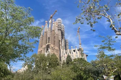 Sagrada Familia Skip The Line Guided Group Tour
