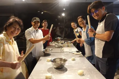 Tokyo 6hr Private Guided Tour & Jiro Style Ramen Cooking