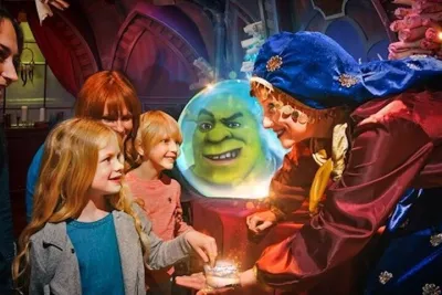 Harry Potter Sights and Shrek's Adventure Guided Tour
