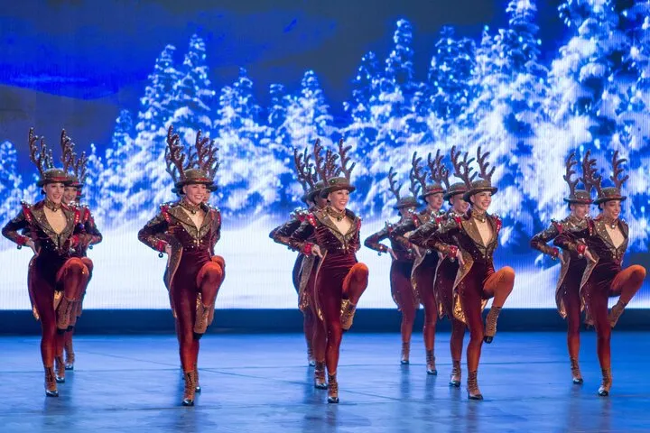 Radio City Rockettes Ticket & Self-Guided NYC Holiday Tour