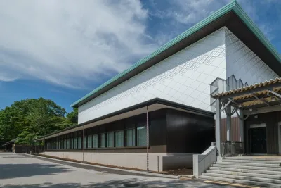 Tokyo Art Culture Tour in Sannomaru Shozokan Museum