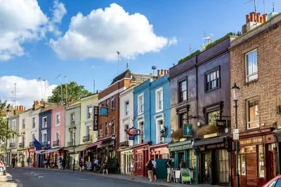 Notting Hill Walking Tour with Takeaway Cream Tea