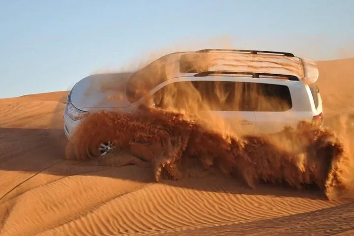 Dubai Afternoon 4Hrs Red Dunes Safari Private4x4Jeep Camel Sunset