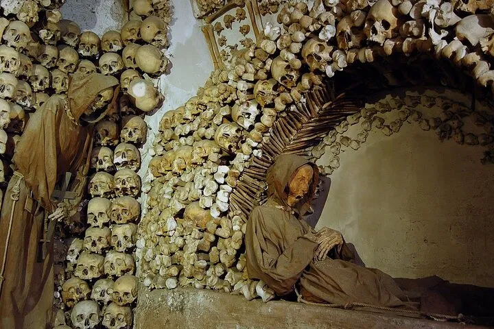 Rome’s Bone Chapel with Audioguide App and Panoramic Bus Transfer