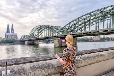 2 Countries in 1 Day: Cologne Day Tour from Amsterdam