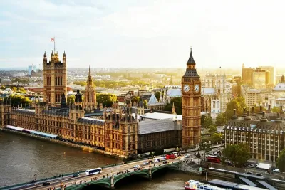 Walking Tour in London with Guide + Ebook