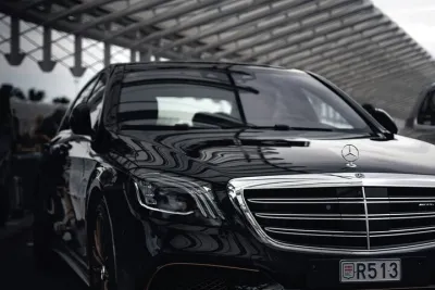 Private Transfer from Heathrow Airport to Central London M & G