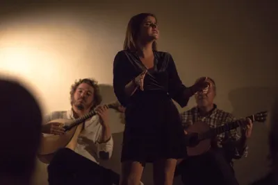 Lisbon: Tapas & Drinks with Fado Live Performance