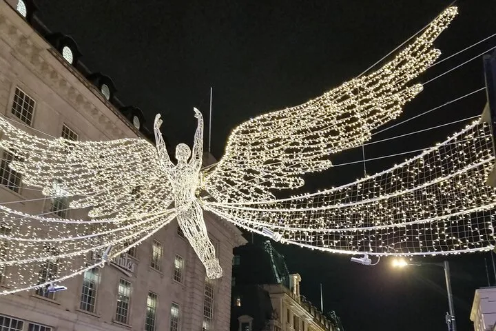 Christmas Lights Guided Walking Tour