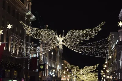 London Christmas Lights Walking Tour