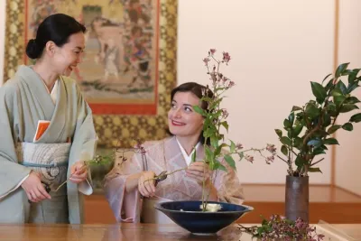 Group charter Japanese Traditional Flower Arrangement in Tokyo