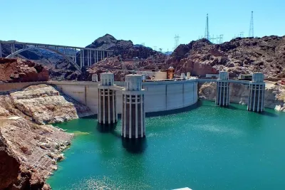 Private Hoover Dam Tour in a Mercedes Sprinter