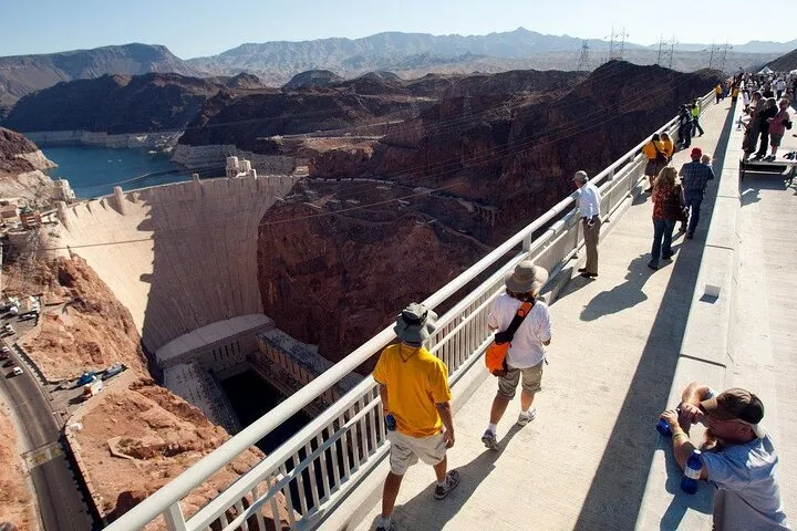 Small Group Hoover Dam, Powerplant & O'Callahan Bridge Tour