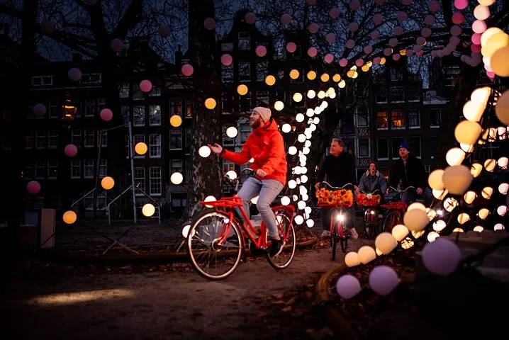 Amsterdam Light Festival City Bike Tour with Guide