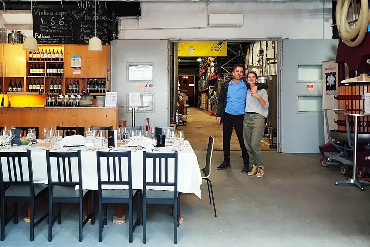 Urban winery tour, premium tasting flight & tapas