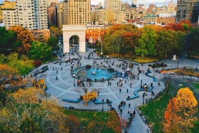 New York Celebrity Homes: Self-Guided Walking Audio Tour