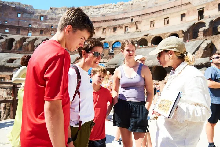 Rome: Colosseum Arena, Forum, Palatine Early Morning Private Tour